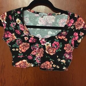 Black floral crop top