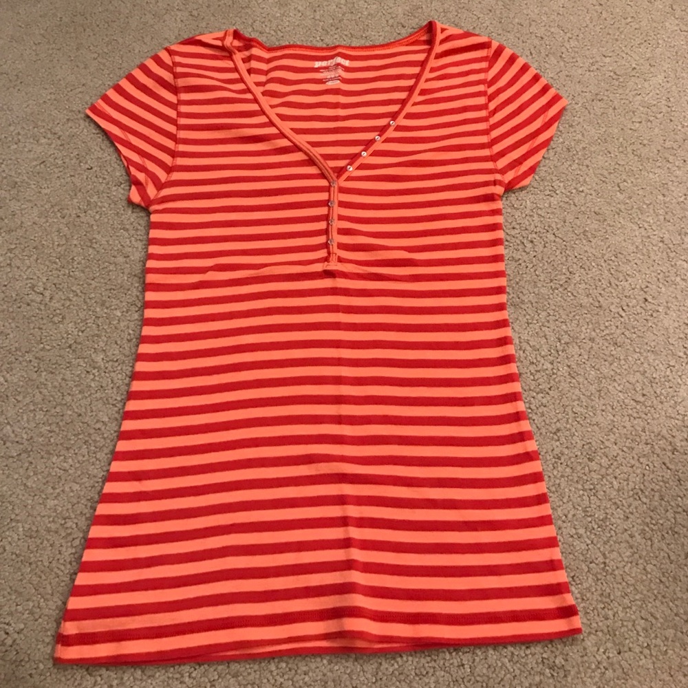 EUC Old Navy shirt