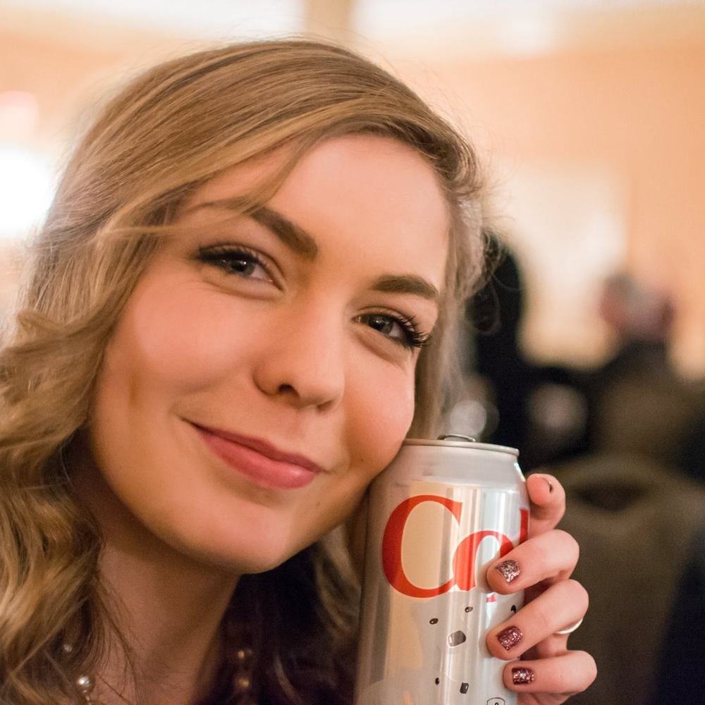 Meet your Posher, Caitlin