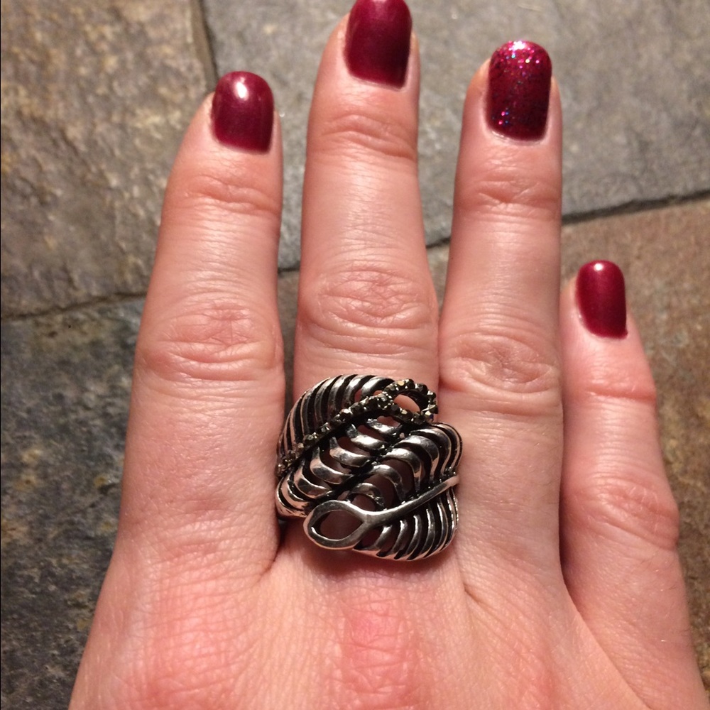Paparazzi stretchy ring