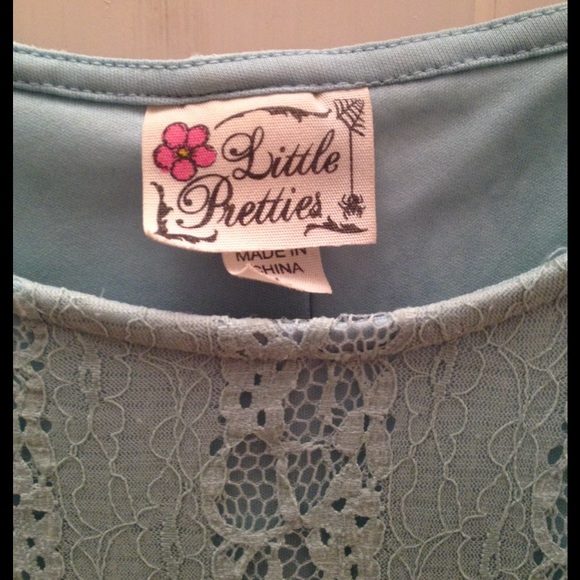 Turquoise lace shirt - Picture 3 of 4