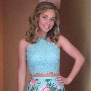 Meet your Posher, Calista