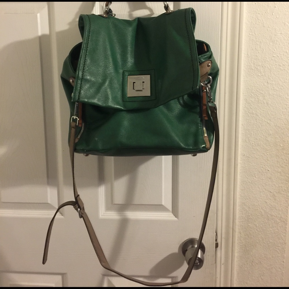 La Terre Fashion purse