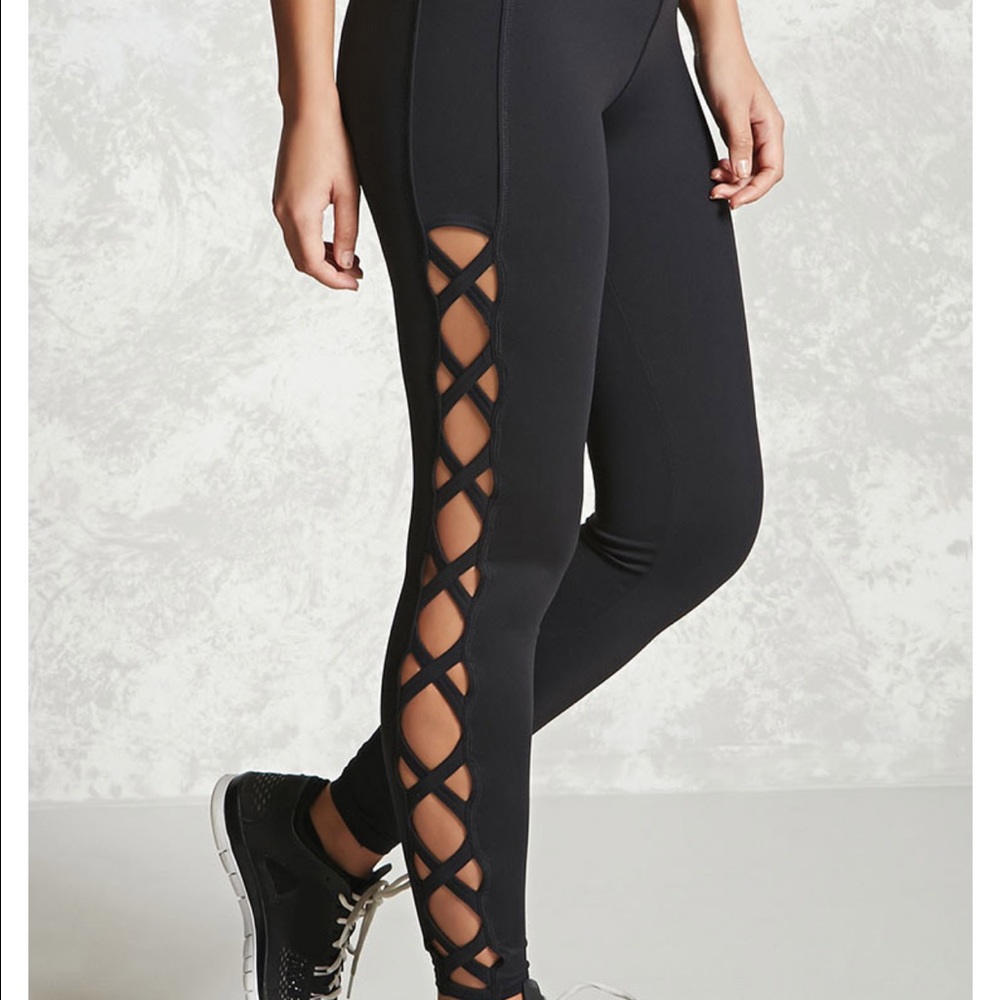 FINAL SALE PRICE Forever 21 leggings size M