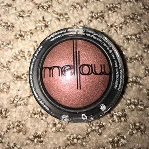 Mellow Baked Eyeshadow in Plum