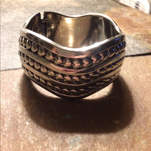 Silver bracelet - Picture 2 of 3