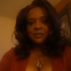 Meet your Posher, Annie w