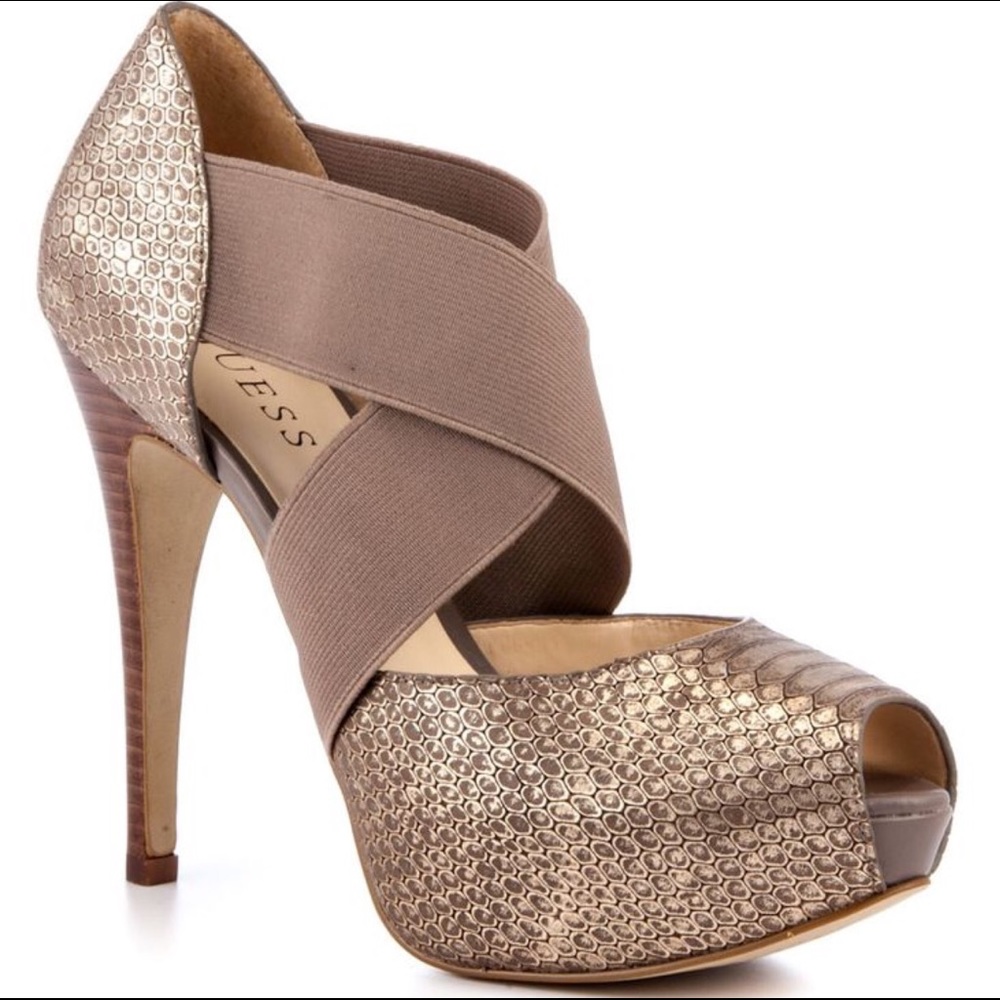 Guess medium brown leather pumps. Kampbell 2.