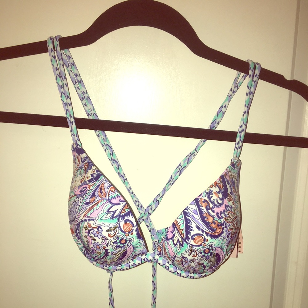 NWT 32C Victoria's Secret Blue Paisley Swim Top