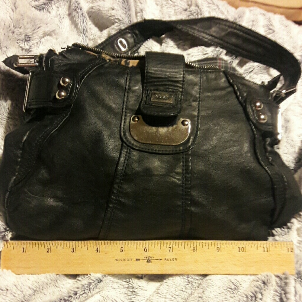 Guess purse