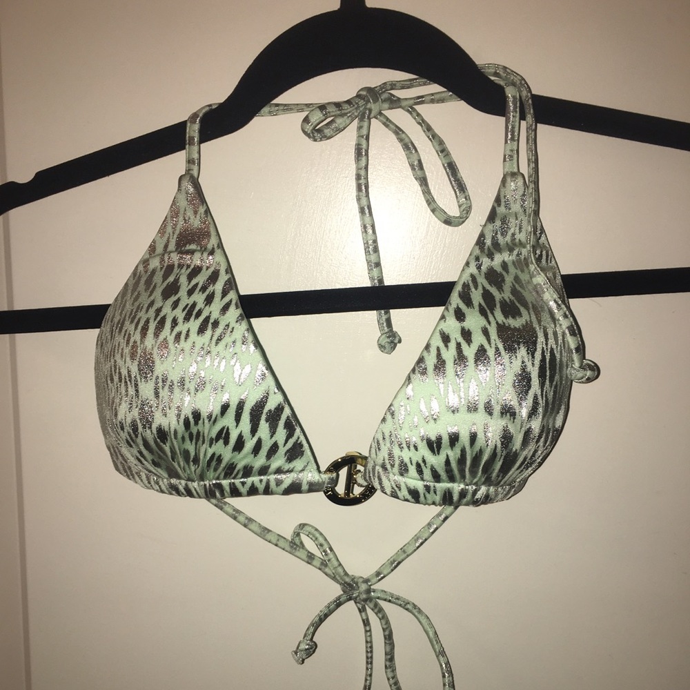 NWOT Victoria's Secret Push-Up Triangle Top Sz S