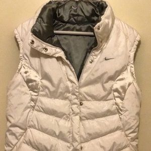Nike vest  size Medium
