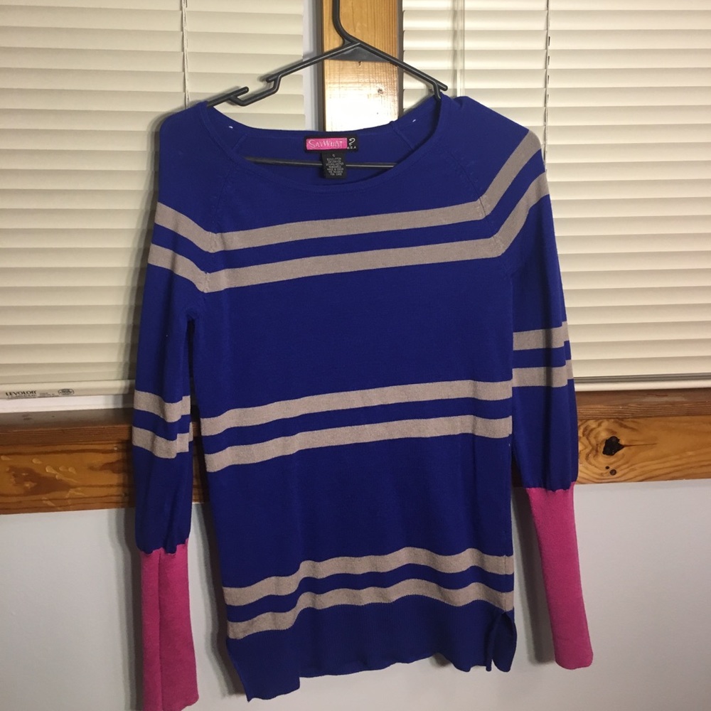 Cute blue and grey sweater!