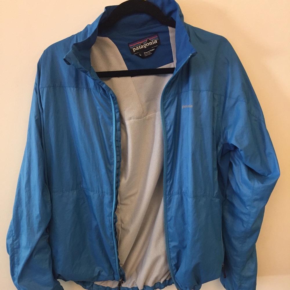 Patagonia Blue Windbreaker (womens)