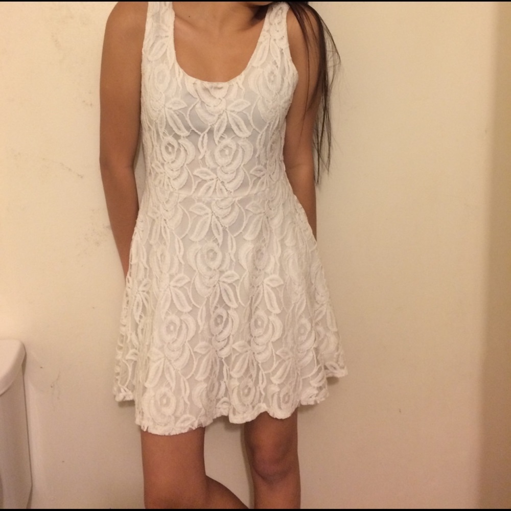 A white flower dress🌸