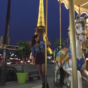 Meet your Posher, Laura