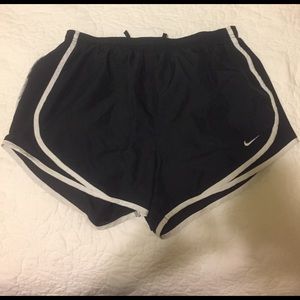 Black Nike shorts