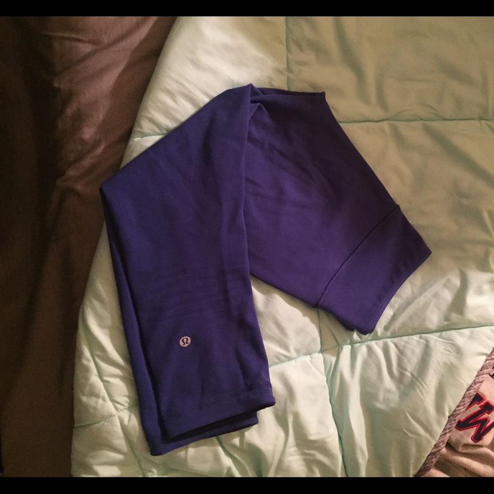 Lululemon crops