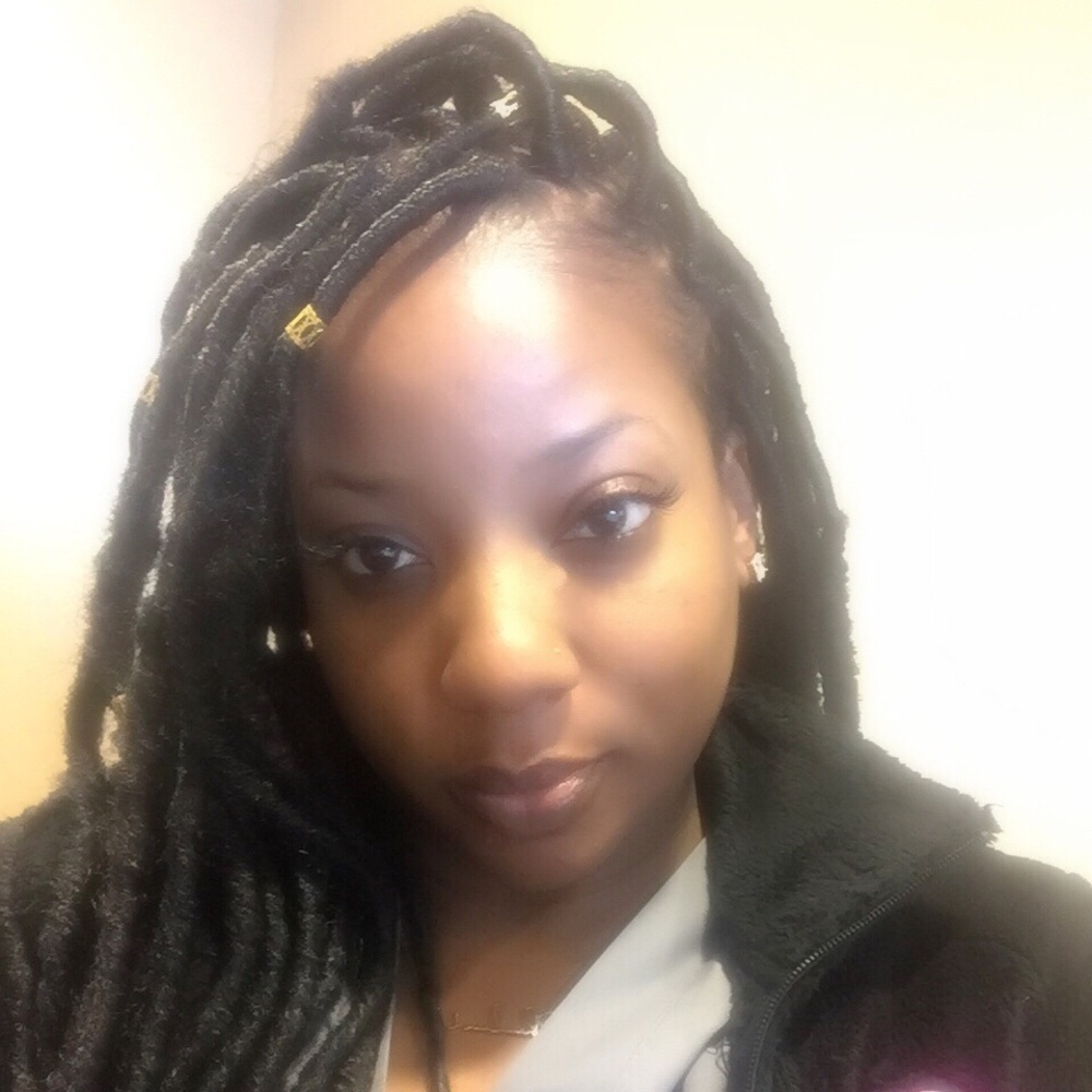 Meet your Posher, Chadavia