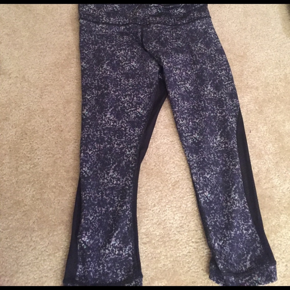 Lululemon Capris Length Workout Pants