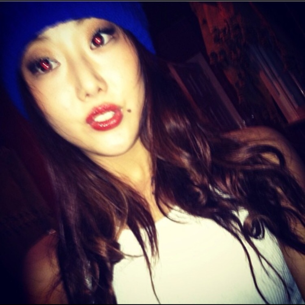 Meet your Posher, Elizabeth