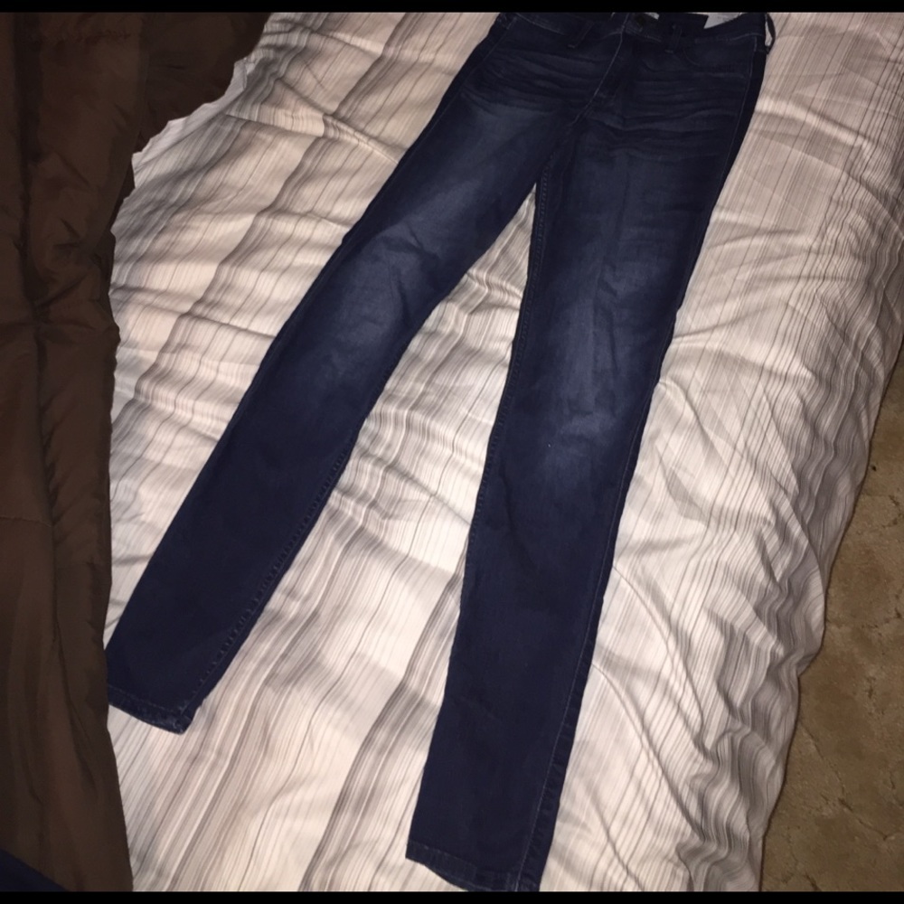 Hollister jeans