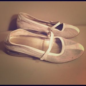 Tan Cole Haan Nike Air Mary Jane Shoes Size 7.5