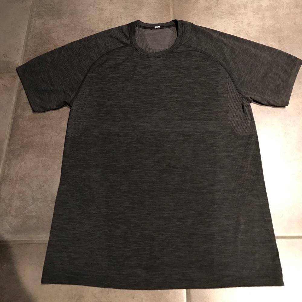 Lulu Lemon Vent T-shirt