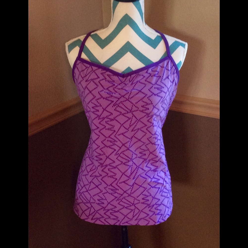 New listing 💕 Lucy running tank 💕
