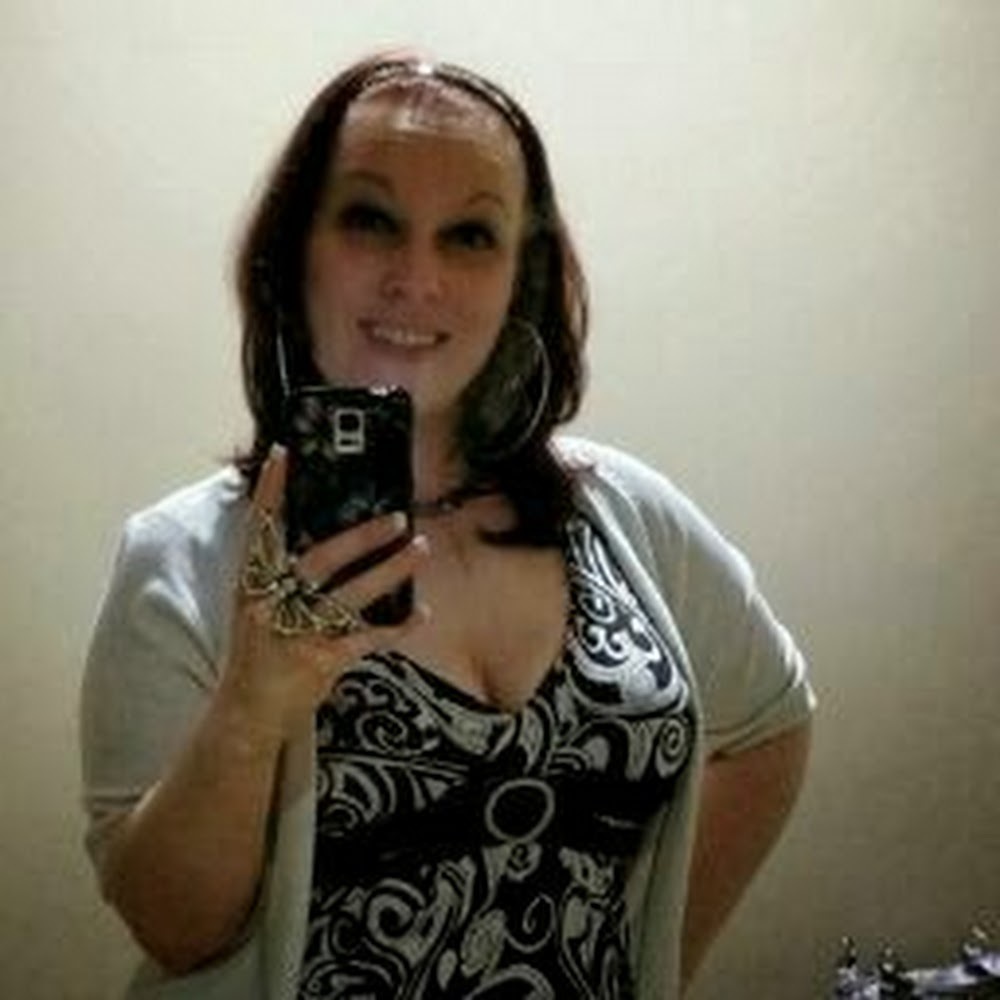 Meet your Posher, Dorlisa