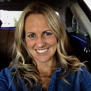 Meet your Posher, Carolyn