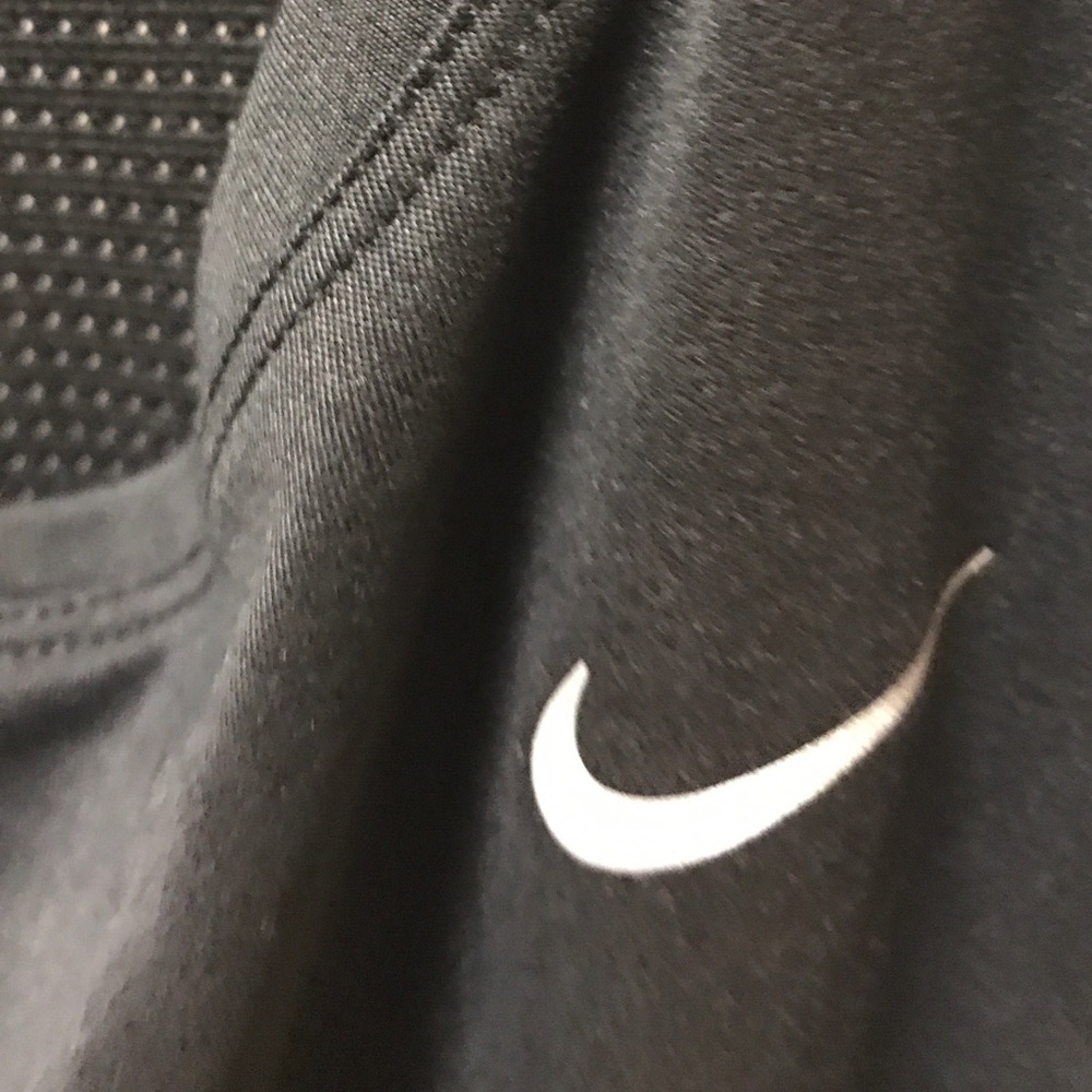 New NIKE DRI FIT 1X RUN REFLECTIVE SWOSH - Picture 7 of 8