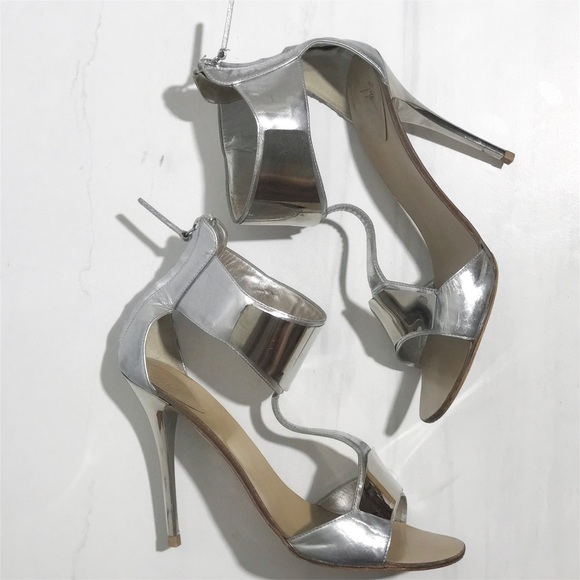 Giuseppe Zanotti Silver Heels - Picture 1 of 3