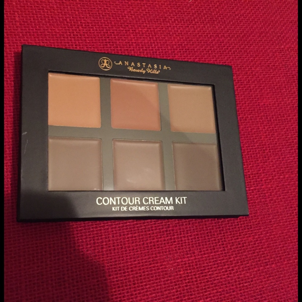 Anastasia Beverly Hills Contour Cream Kit in Deep
