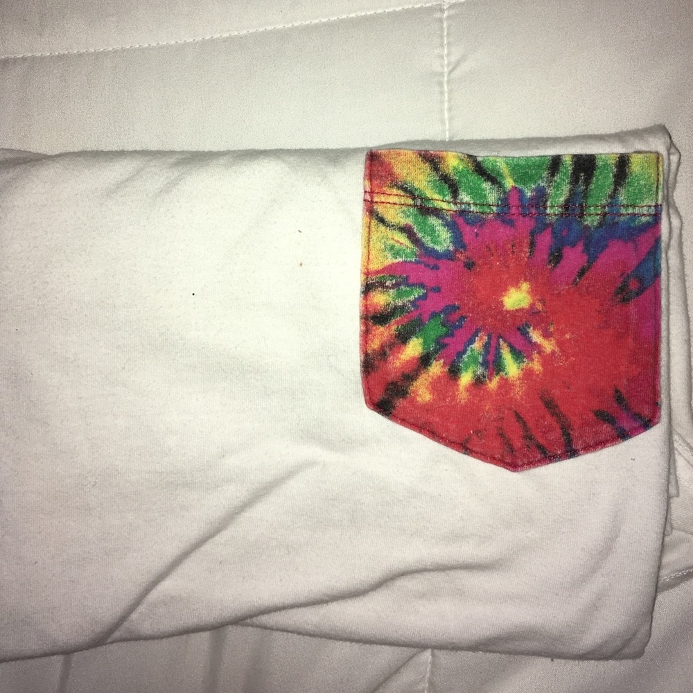 tie dye pocket tshirt