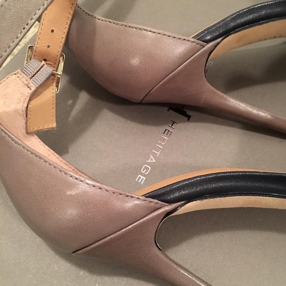Halston Heritage Ester two tone leather heels - Picture 4 of 4