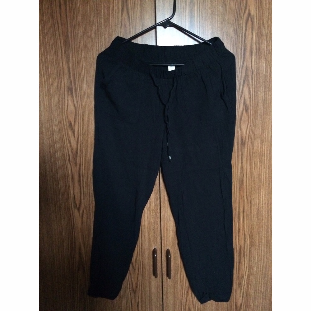 Linen pants. Jogger Style.