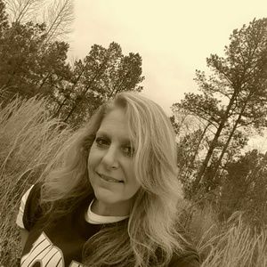 Meet your Posher, Deanna
