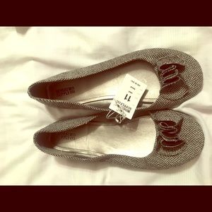 NWT Mossimo ballet flats