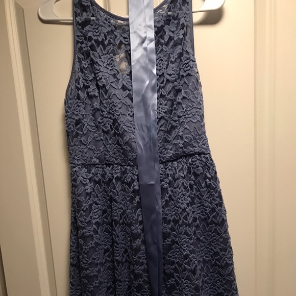 Blue lace dress - Picture 2 of 4