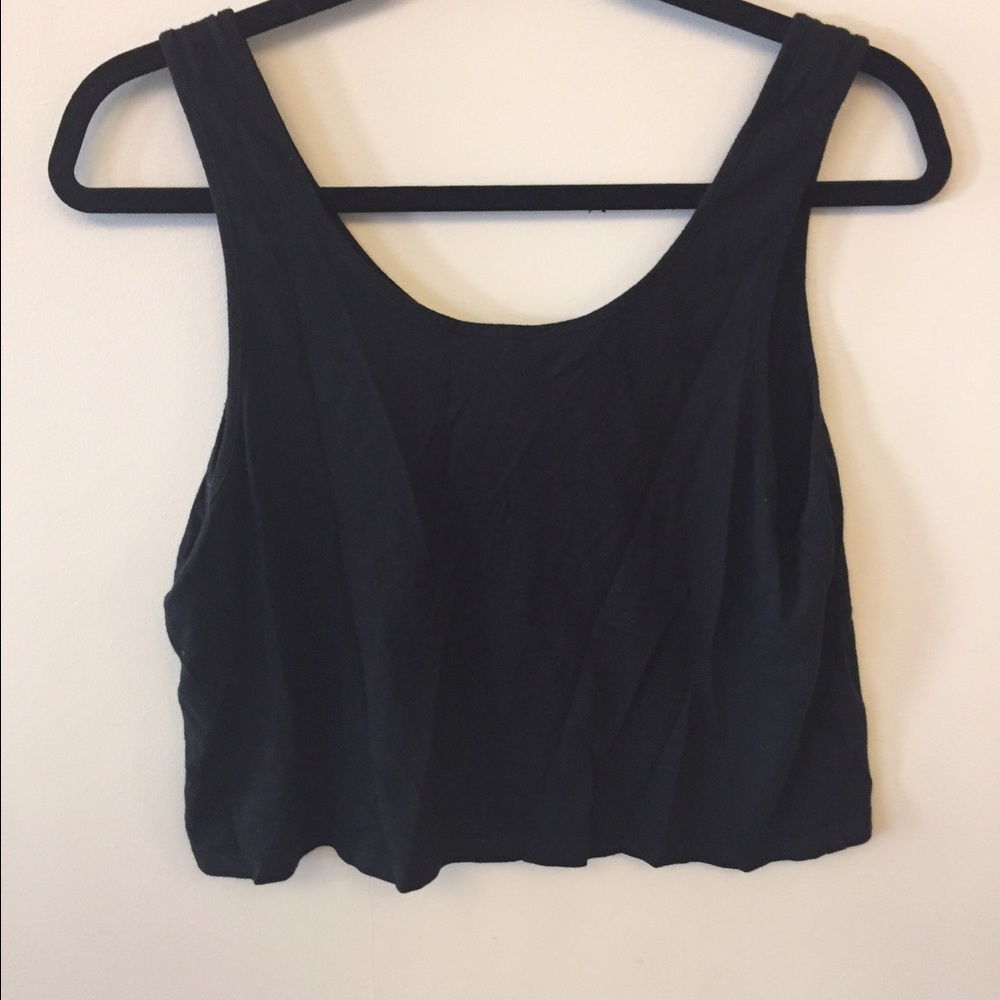 Forever 21 black cropped tank