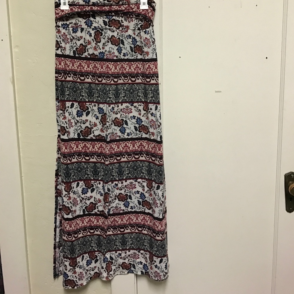 Floral maxi skirt