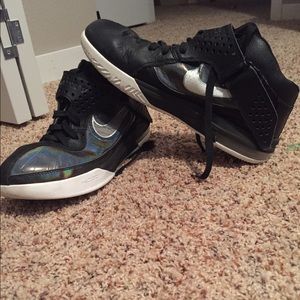 Lebron James basketball shoes