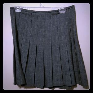 Career black plaid skirt box pleats size 6