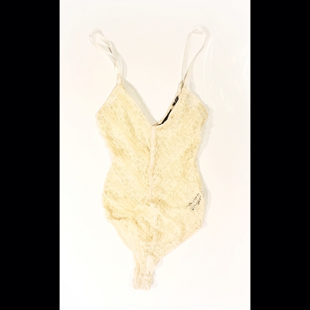 UO NWOT Lace Teddy