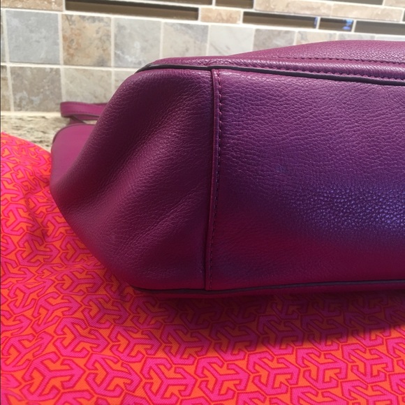 Tory Burch Handbag - Picture 5 of 7