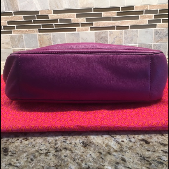 Tory Burch Handbag - Picture 7 of 7