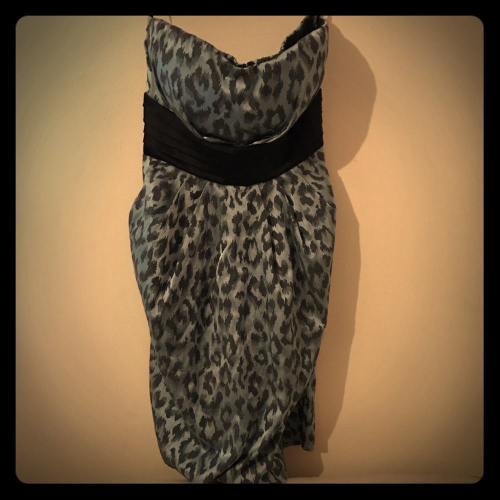 Super cute strapless dress