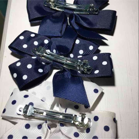 Bows - Picture 2 of 2