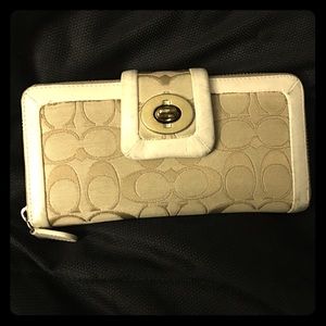 Coach wallet